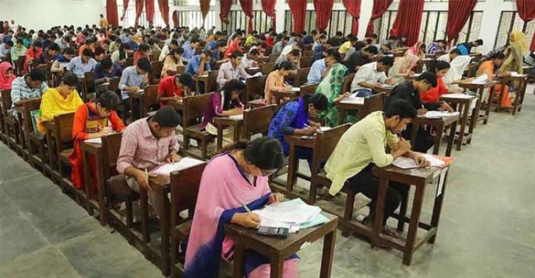 কেন্দ্রের সব পরীক্ষার্থী ভুয়া, সচিবসহ ৫৮ জন আটক class=