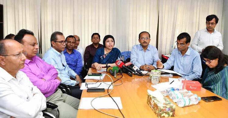 বঙ্গবন্ধু ও বঙ্গমাতা গোল্ডকাপ প্রাথমিক বিদ্যালয় ফুটবল টুর্নামেন্ট গিনেস বুকে’ তোলার উদ্যোগ  class=