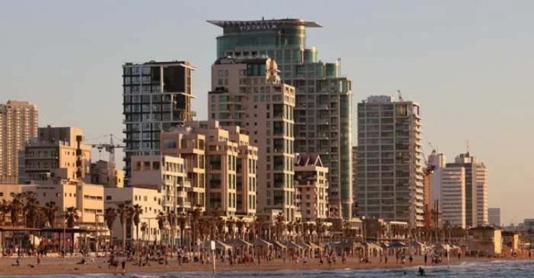 প্রস্তুতি নিচ্ছে ইরান! ২৪ থেকে ৪৮ ঘণ্টার মধ্যে হামলা চালাতে পারে ইসরাইলে