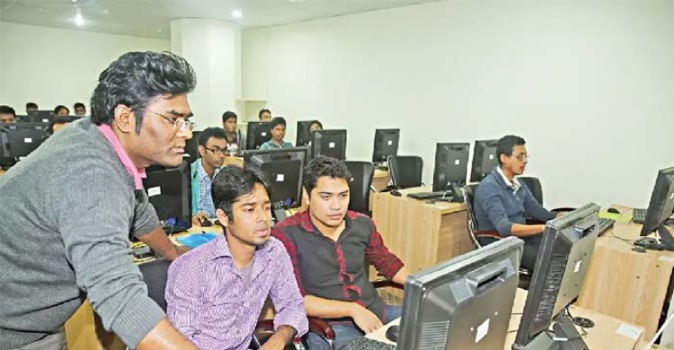 ডিজিটাল দক্ষতা উন্নয়নে ৮০ হাজার শিক্ষার্থীকে প্রশিক্ষণ দেবে সরকার